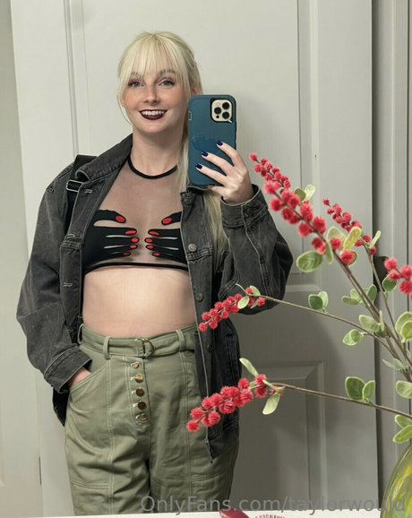 Taylorwould star du porno de haute qualité photo