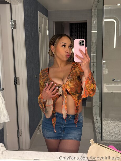 BabygirlHazel actrice xxx des photos