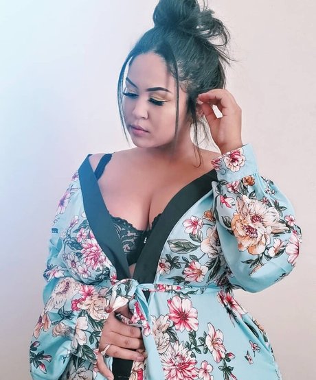 uilanibabe mannequin archive