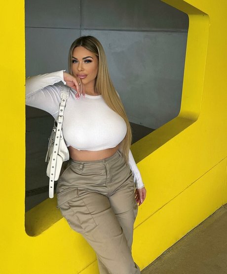 Lisa Amber modèle artistique image