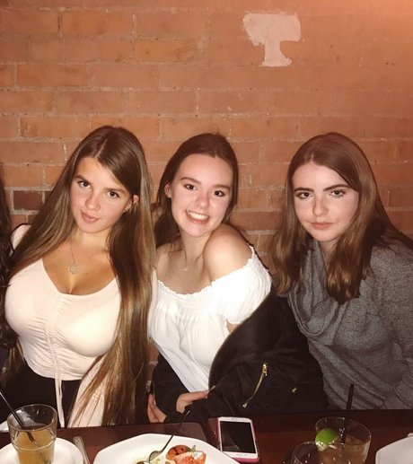 fans de gloryhole gay uniquement bel art collection