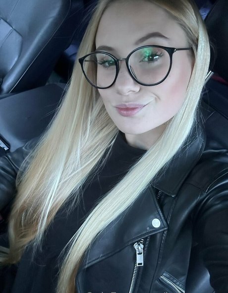 soirée orgie uniquement pour les fans belle nue image