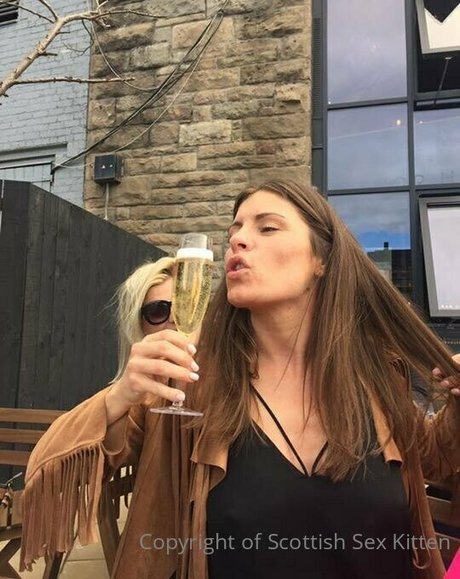 fans de célébrités uniquement nu gratuit galeries