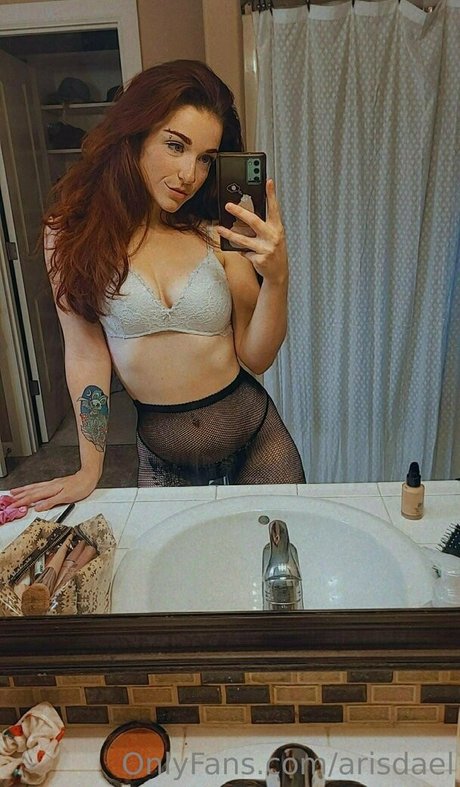 arisdael modèle hd photo