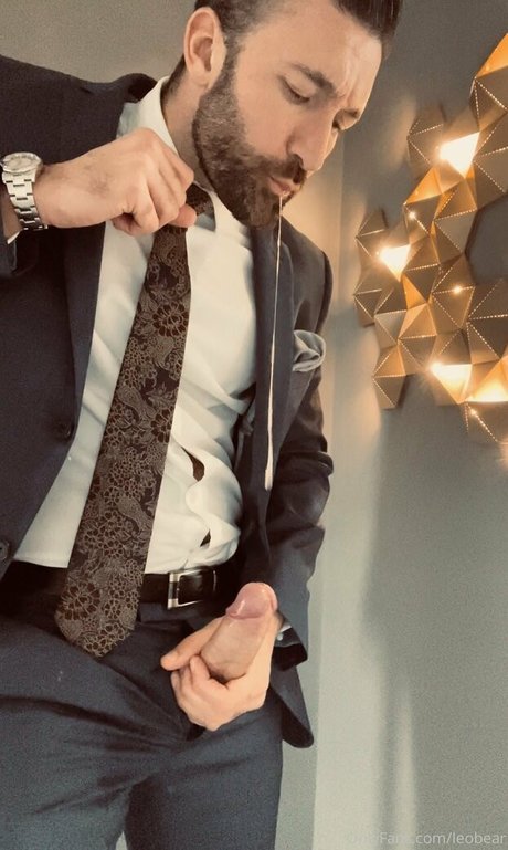 leobear modèle chaud des photos