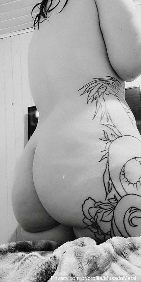 Ana Schineider étoile chaude img