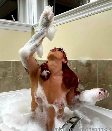 Thephnxxx star du porno en haute qualité photo