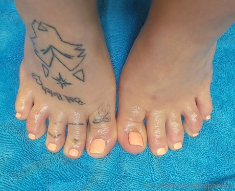 Thephnxxx modèle sexy archive