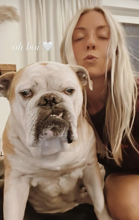 Carina Witthoeft actrice de nus galerie