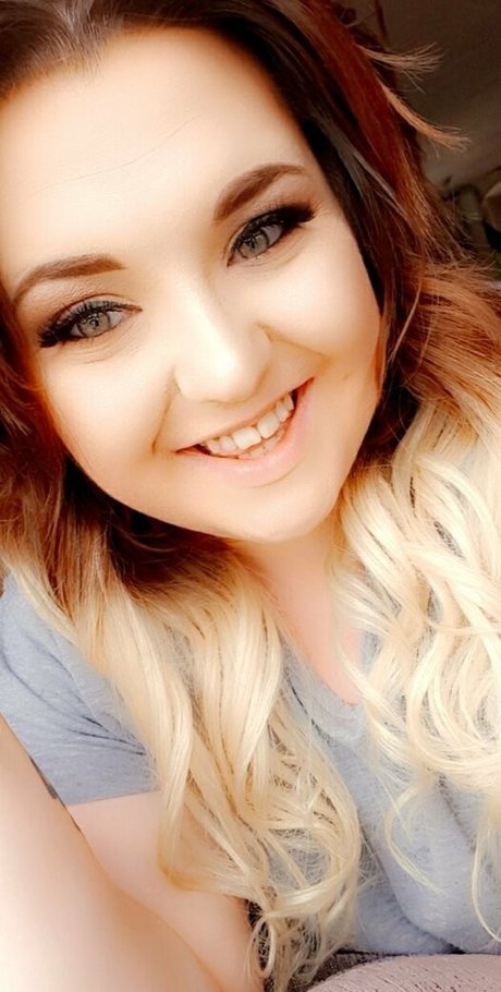 baby-sitter uniquement pour les fans érotique parfait img