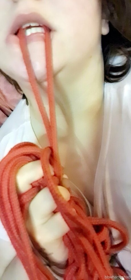 fans de gothique asiatique uniquement haut érotique image