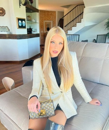 Jessica Crestani star du porno parfaite collection