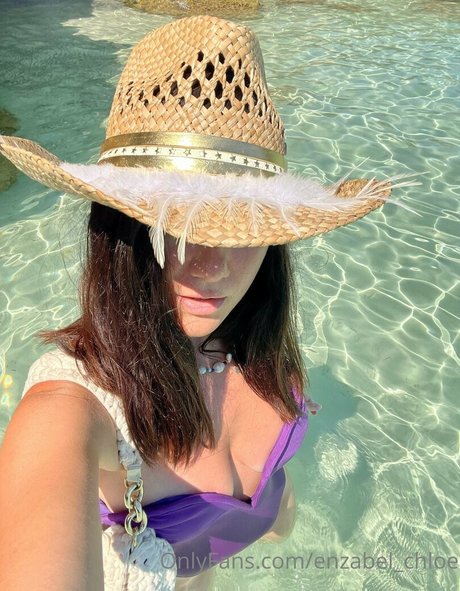 enzabel chloe modèle gratuit img