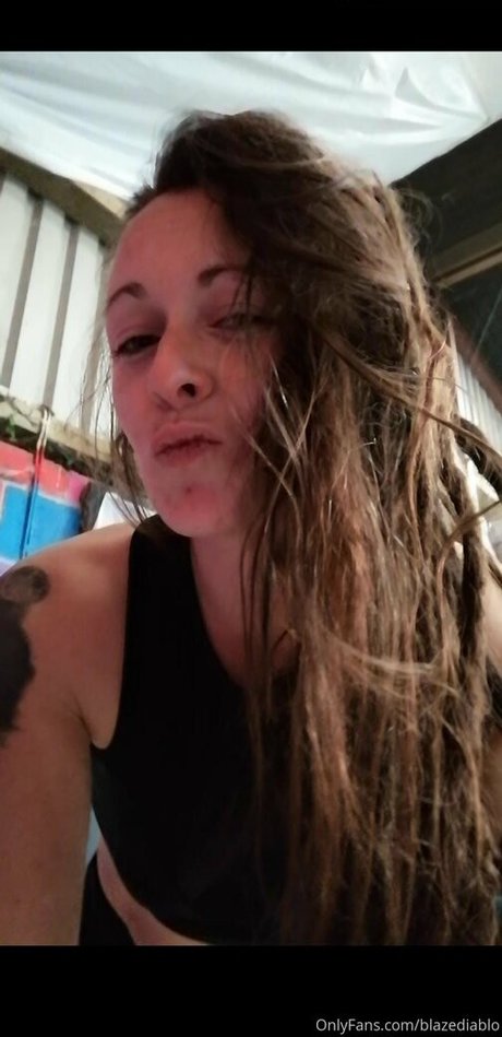 gangbang uniquement pour les fans nu libre archive