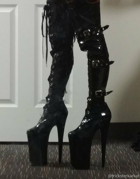 Tricksterkarkat star du porno en haute qualité photo