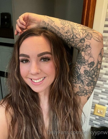 filles célèbres onlyfans nu chaud archive