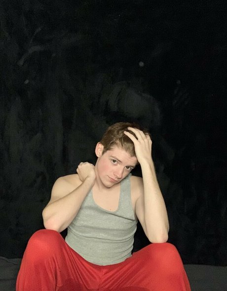 tommyakai star du porno belle image