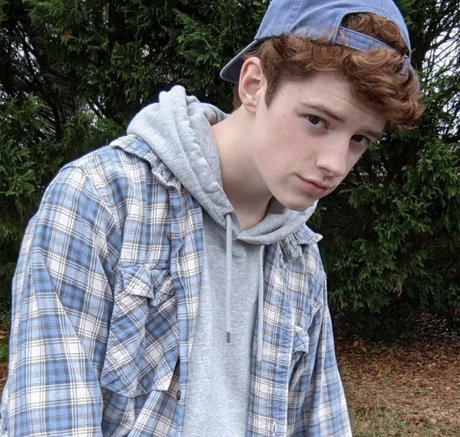 tommyakai actrice érotique images