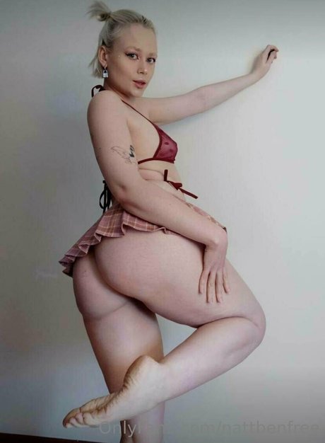 nattbenfree modèle érotique des photos