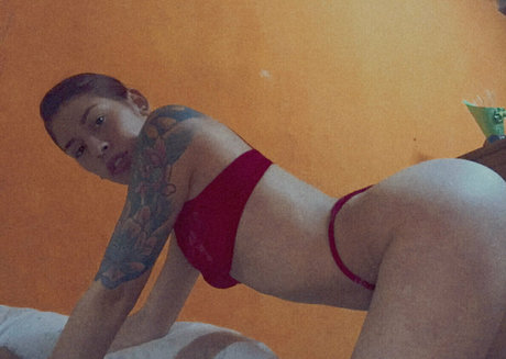 floresmartins modèle porno photo