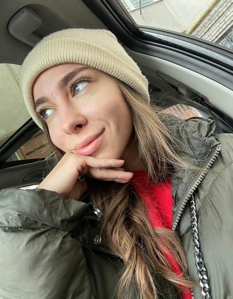 lili babe modèle photos