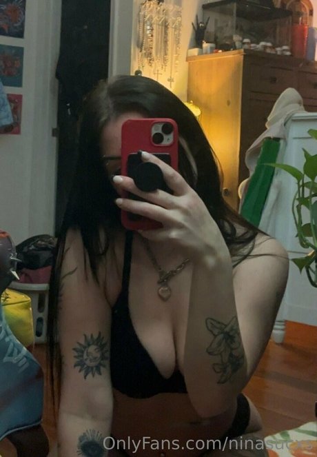 ninasucxs modèle exclusif galerie