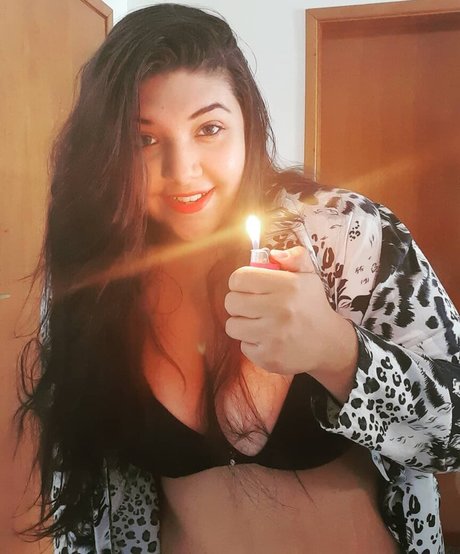 Shay Bongiovi haut modèle photos