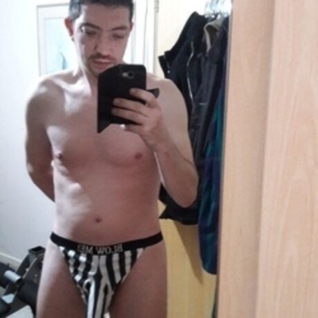 rob modèle adulte galeries