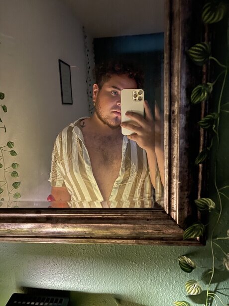 Charlie Rodriguez modèle sympa des photos