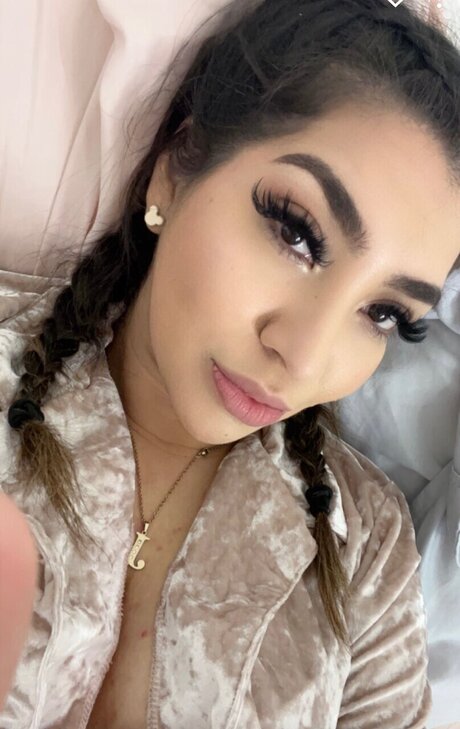 Jackie510 modèle magnifique images