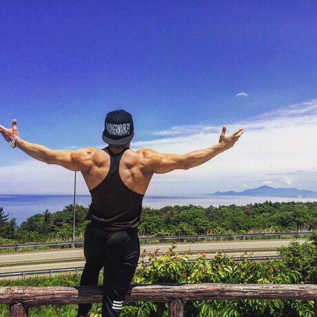 tomovalentine modèle artistique des photos