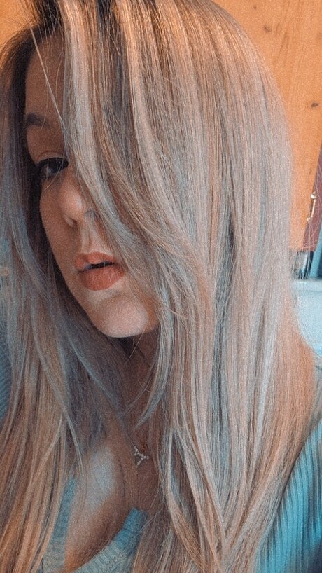 EllieRae étoile sexy galerie