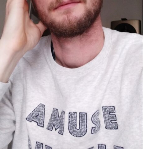 Pikablue jolie actrice photo