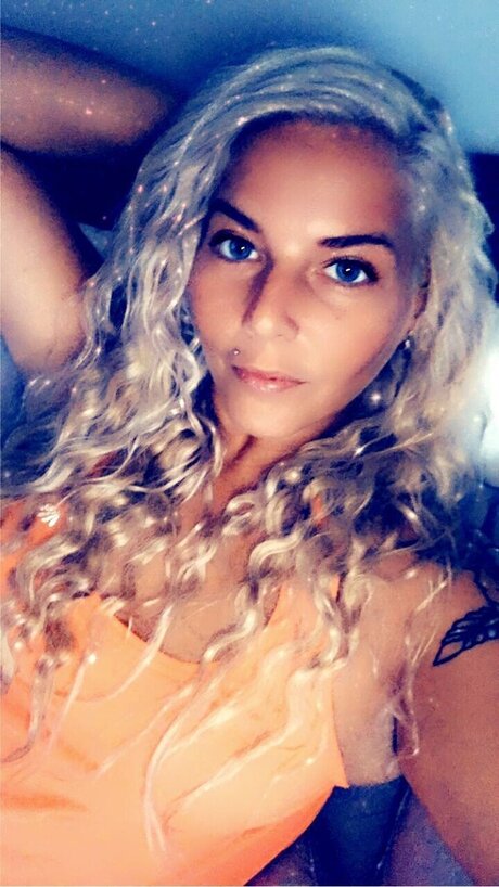 baise lesbienne onlyfans haut de gamme photo