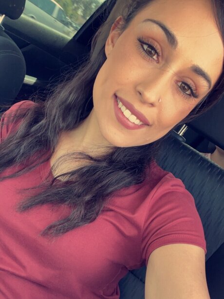 Destiney modèle xxx images