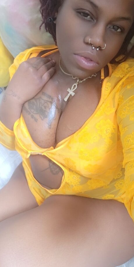 Beast and his Baby sexe star images