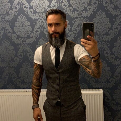 VaderSixtyNine mannequin collection