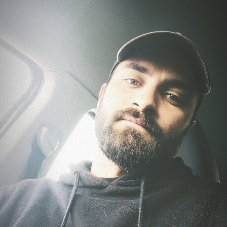 Christian Blunt star du porno hd images