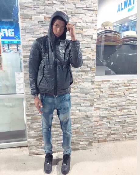 LTMB JAYY star du porno érotique des photos