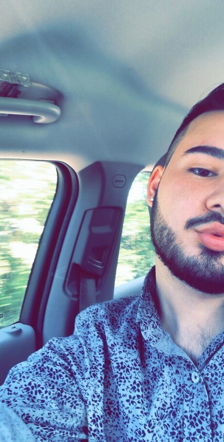 u17935337 actrice érotique photo