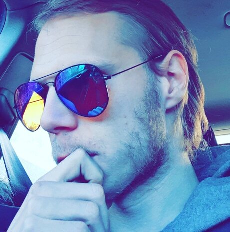 ItsNook modèle pornographique photos