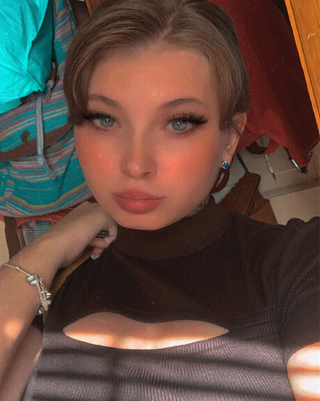 Thugsbunnie sexe star img