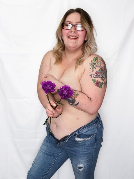 Sinfull Play modèle magnifique galerie