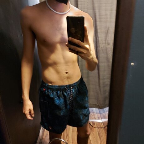 milf aux cheveux noirs onlyfans porno érotique images