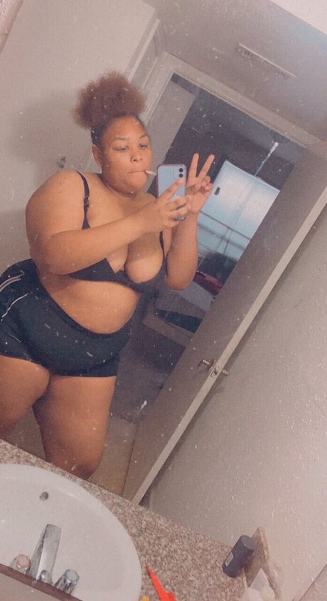 ébène baise onlyfans parfait sympa archive