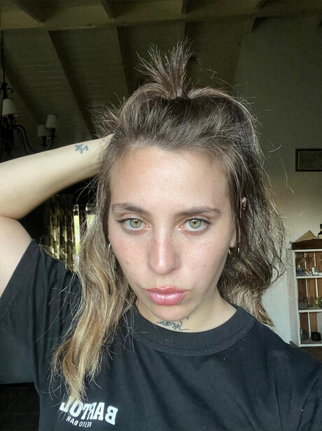 jolie transexuelle onlyfans des nus parfaits img