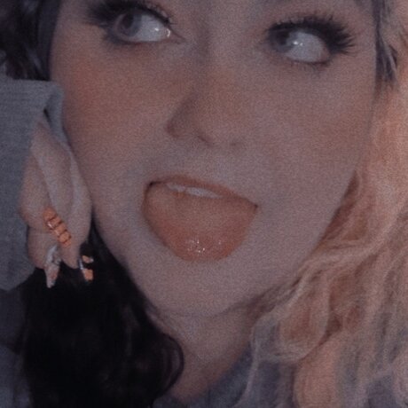 SinnisterBunnie étoile chaude image