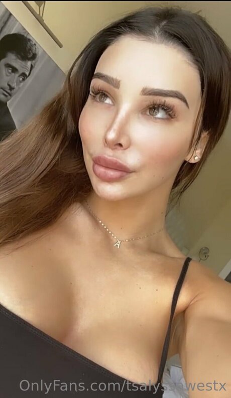 grands et plantureux onlyfans assez nue photo