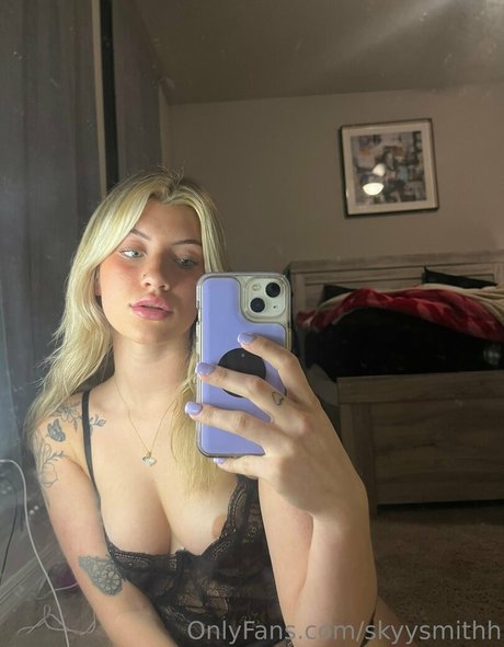 filles emo onlyfans adulte image