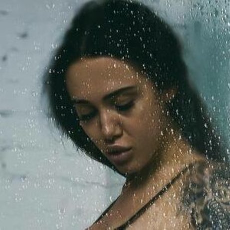 gros seins ébène onlyfans nu gratuit collection